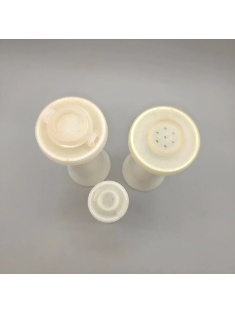 Vintage Tupperware Hourglass White Salt Pepper Shakers Set Plus Extra Pepper